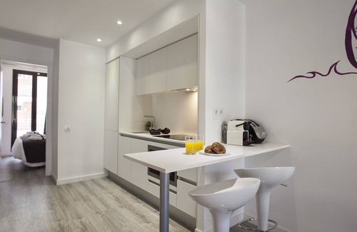 Hostafrancs Appartement | Lovely 2 bedroom with balcony next to Plaza España