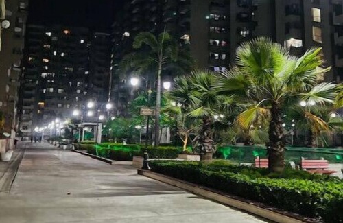 Ghaziabad Appartement | Lovely 2 BHK flat fullyfurnished