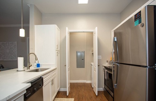 Kingwood Appartement | Lovely 2bed 2bath entire unit with pool