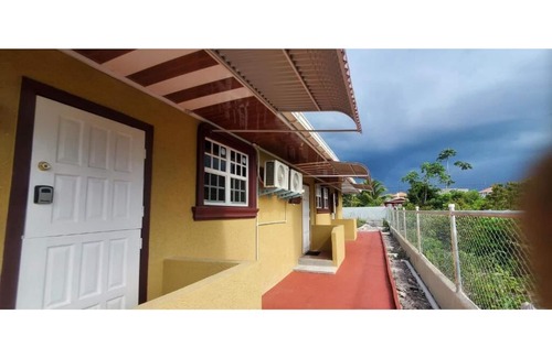 Potaro-Siparuni Appartement | Lovely 3 BDR apartment with free on-site parking