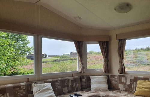 Balminnoch Chalet De Ski | Lovely 3-bed Caravan in Galloway Forrest