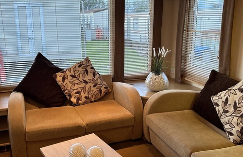 Clacton-on-Sea Maison | Lovely 3 bed caravan near the beach, ideal for families!