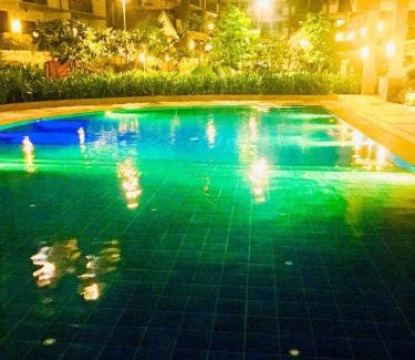 Bacoor City Appartement | Lovely 3 bedroom condo with amenities
