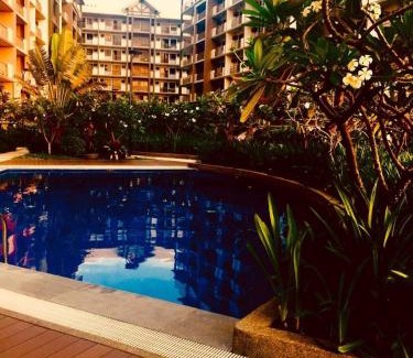 Bacoor City Appartement | Lovely 3 bedroom condo with amenities