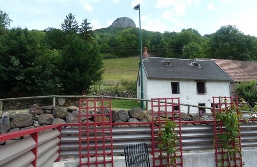 Valbeleix Maison | JOLIE MAISON DE CARACTERE "CLASSEE 3 ETOILES" PRES DE BESSE / SUPER BESSE