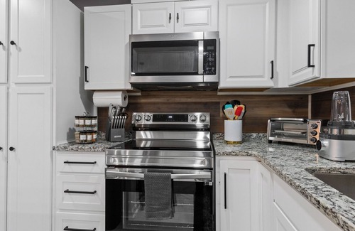 Tuscaloosa Maison | Lovely 4-Bedroom Home in T-Town