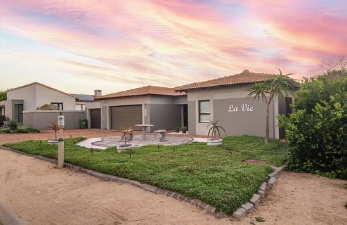 Langebaan Maison | Lovely 4-bedroom house in Langebaan