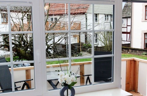 Schwalenberg Appartement | Confortable appartement pour 10 personnes avec WIFI, TV, balcon et animaux admis