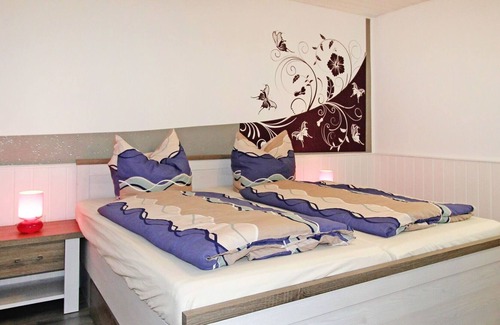Schwalenberg Appartement | Confortable appartement pour 10 personnes avec WIFI, TV, balcon et animaux admis