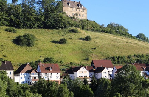 Schwalenberg Appartement | Confortable appartement pour 10 personnes avec WIFI, TV, balcon et animaux admis