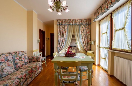 Castagnole Monferrato Appartement | Joli appartement pour 4 personnes avec climatisation, WIFI, TV et terrasse