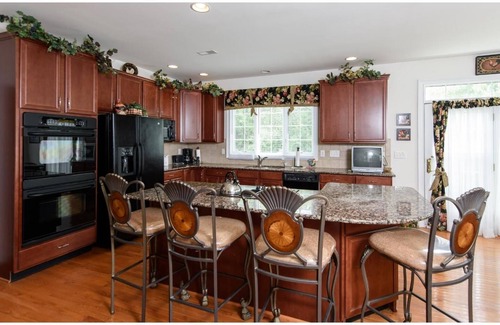 Cheyney Maison | COMME NOUVEAU DOMAINE WEST CHESTER