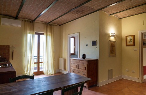 Villa Santa Maria Appartement | Joli appartement pour 4 personnes avec climatisation, piscine, WIFI, TV, balcon et animaux admis