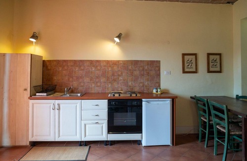 Villa Santa Maria Appartement | Joli appartement pour 4 personnes avec climatisation, WIFI, piscine, TV, balcon et animaux admis