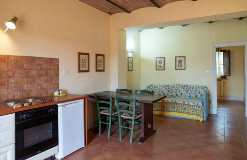 Villa Santa Maria Appartement | Joli appartement pour 4 personnes avec climatisation, WIFI, piscine, TV, balcon et animaux admis