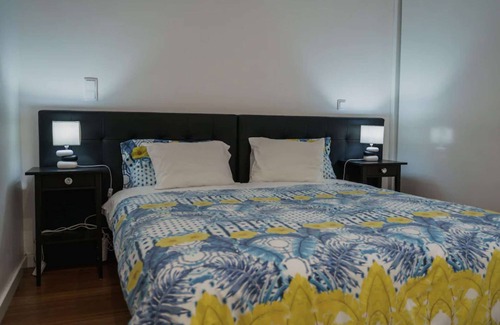 Angra do Heroismo Hôtel | Bel appartement au bord de la mer - Açores