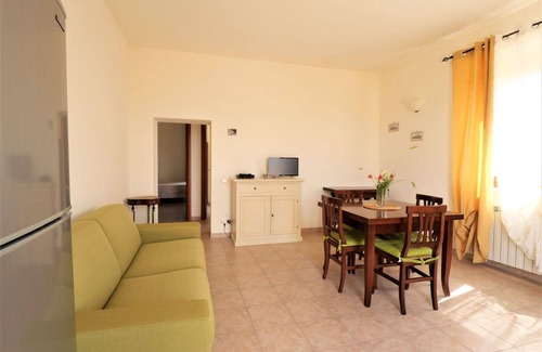 Massa Marittima Villa | Joli appartement dans une maison de vacances avec piscine, WIFI, TV, terrasse et animaux admis