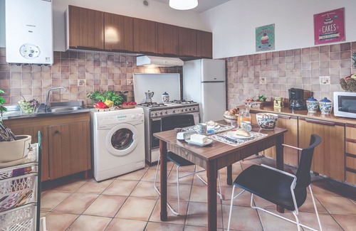 Pergine Valdarno Appartement | Joli appartement pour 4 personnes avec WIFI, TV et patio, près de Arezzo