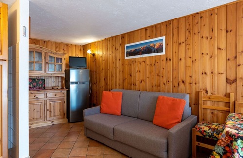 Sarre Appartement | Joli appartement pour 6 personnes avec TV et balcon, près de Aoste