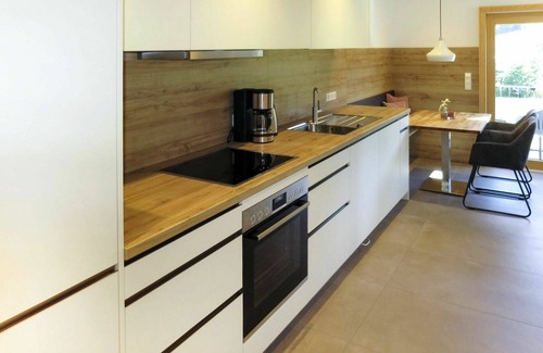 Hofstetten Appartement | Bel appartement pour 4 personnes avec WIFI, TV et terrasse