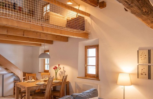 Celerina-Schlarigna Appartement | Confortable appartement pour 4 personnes avec WIFI, TV et parking