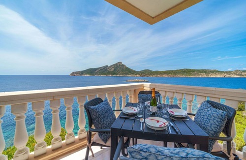Andraitx Appartement | Confortable appartement pour 4 personnes avec WIFI, piscine, climatisation, TV et balcon