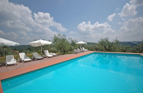 San Casciano in Val di Pesa Appartement | Bel appartement pour 4 personnes avec piscine, WIFI et TV, près de Florence