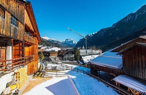 Mazzin Appartement | Agréable appartement pour 4 personnes avec WIFI, TV et balcon