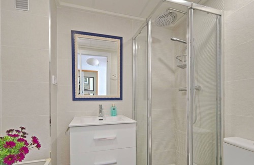 Altea Appartement | Lovely apartment for 4 people with WIFI, A/C, TV, terrace and parking