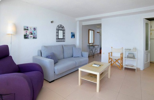 Altea Appartement | Lovely apartment for 4 people with WIFI, A/C, TV, terrace and parking