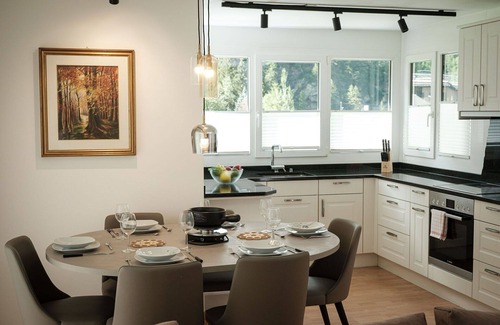 Taesch Appartement | Confortable appartement pour 6 personnes avec WIFI, TV et balcon