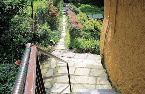 Oleggio Castello Appartement | Confortable appartement pour 6 personnes avec WIFI, TV, terrasse et animaux admis