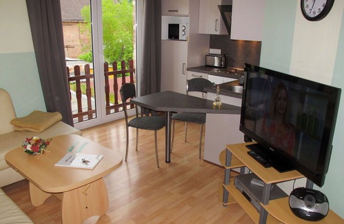 Stangerode Appartement | Confortable appartement pour 2 personnes avec WIFI, TV, patio et parking