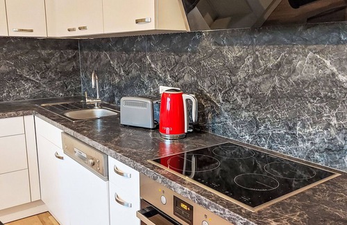 Steinheim Appartement | Confortable appartement pour 4 personnes avec WIFI, TV et terrasse