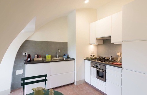 Torrimpietra Appartement | Agréable appartement pour 4 personnes avec WIFI, TV, terrasse et animaux admis