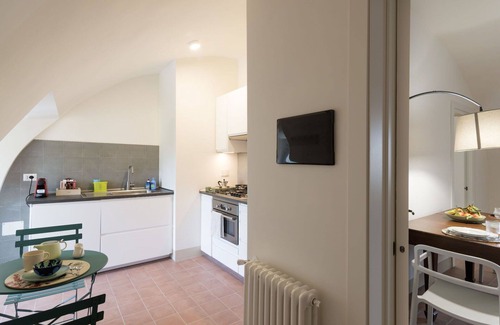 Torrimpietra Appartement | Agréable appartement pour 4 personnes avec WIFI, TV, terrasse et animaux admis