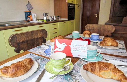 Pallanza Appartement | Lovely apartment for 5 people with WIFI, TV and balcony
