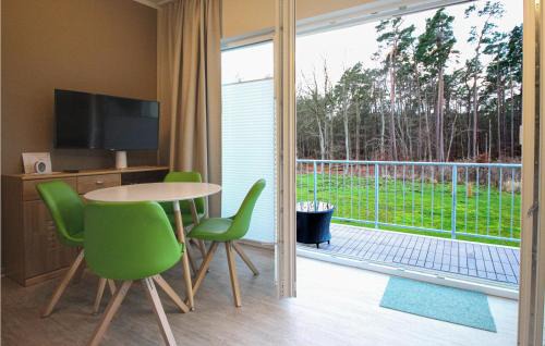 Gelbensande Appartement | Lovely Apartment In Graal-Müritz