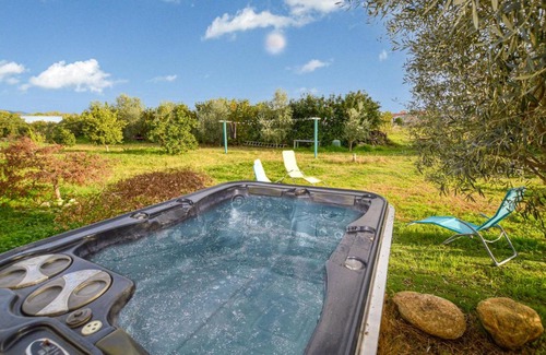 Ghisonaccia Appartement | Lovely Apartment In Ghisonaccia