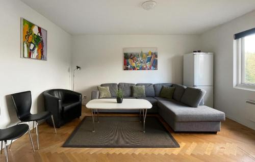 Grimsas Appartement | Lovely Apartment In Grimsås With Wifi