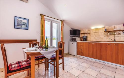 Brzac Appartement | Lovely Apartment In Krk With Wifi