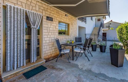 Mali Vareski Appartement | Lovely Apartment In Peruski