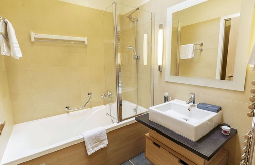Hattigny Maison | Lovely apartment in villa for 12 people with pool, hot tub, WIFI, TV and terrace