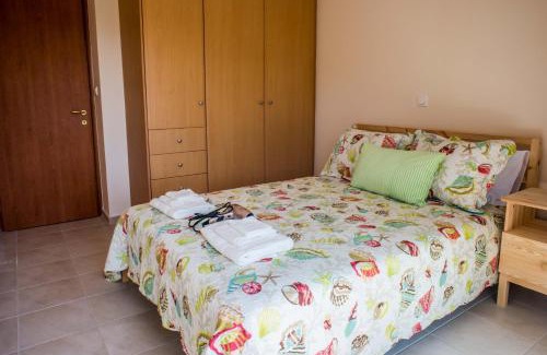 Ligia Appartement | Lovely Apartment Next to the Sea Lygia Korinthias