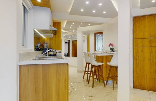 Downtown Cancun Hôtel | Lovely apartment with pool, ping pong, & kitchenette