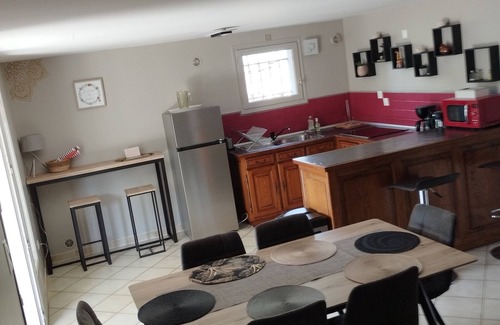 Gabian Appartement | Lovely apartment with swimming pool and exterior