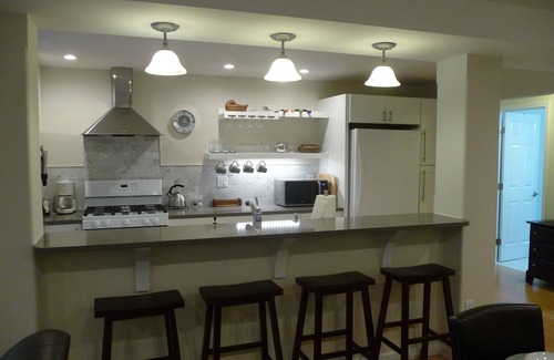 Ithaca Appartement | Lovely apt close to Ithaca, waterfalls, and wineries. Includes private patio.