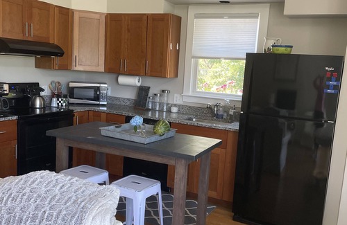 Fortunes Rocks Appartement | Lovely apt. In Fortunes Rocks—only one third mi. to Fortunes Rocks Beach