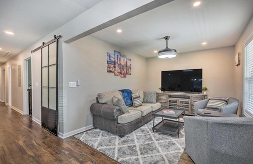 Pittsburgh Maison | Lovely Atlanta Home Less Than 3 Mi to State Farm Arena!