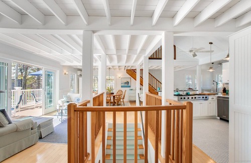 Kennebunkport Maison | Lovely Beach house in GRB - Heated pool!